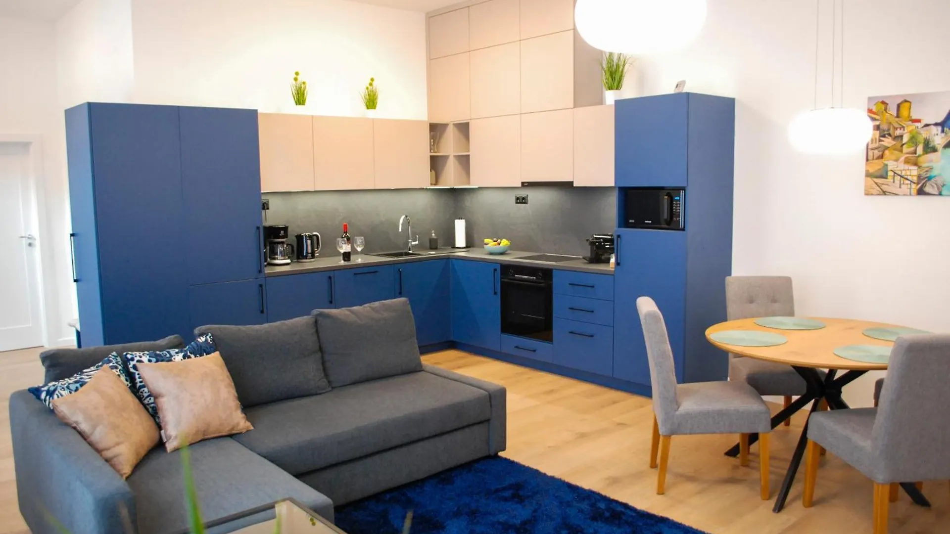 Sunny Apartment In Buda Будапешт