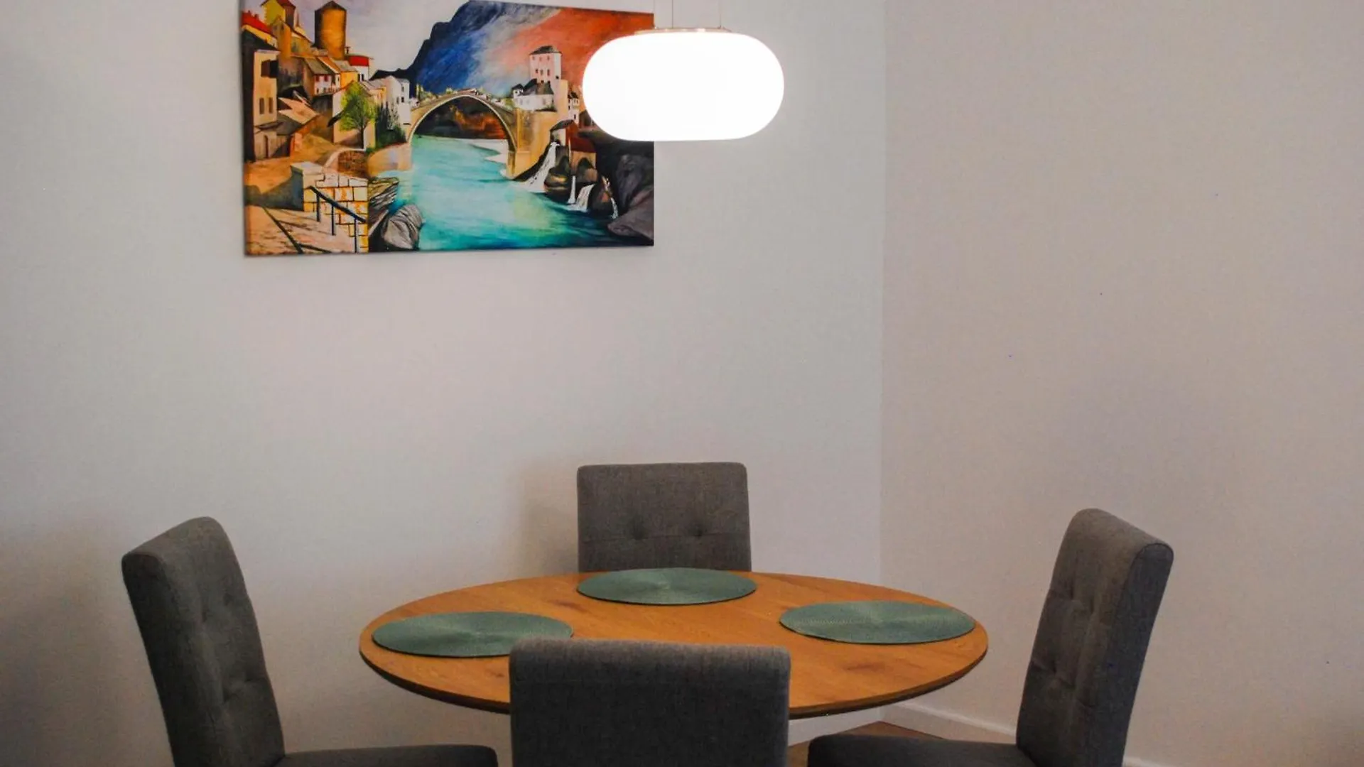 Sunny Apartment In Buda Будапешт