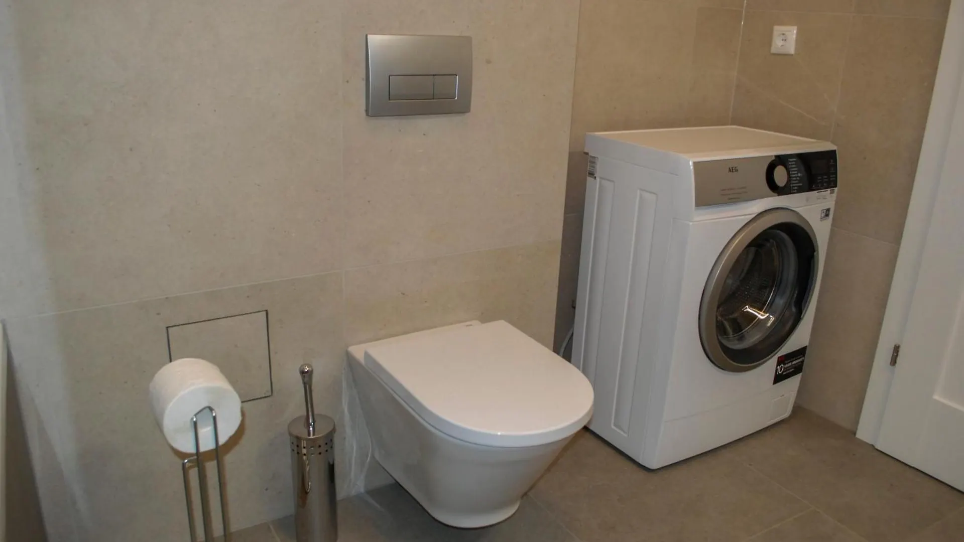 Sunny Apartment In Buda Будапешт 0*,